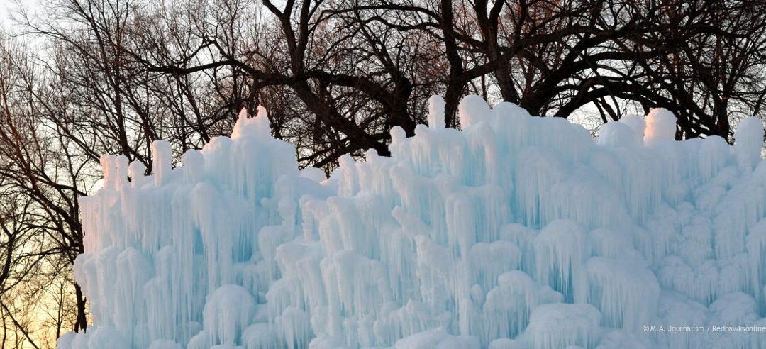 Ice Castles of Eden Prairie