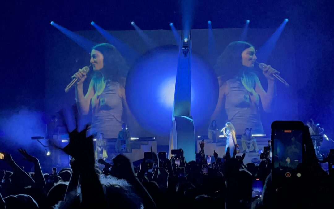 Lorde captivates at the Armory